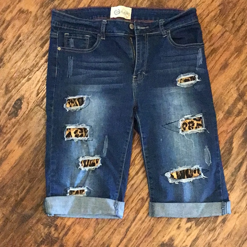 L&B knee length shorts denim
